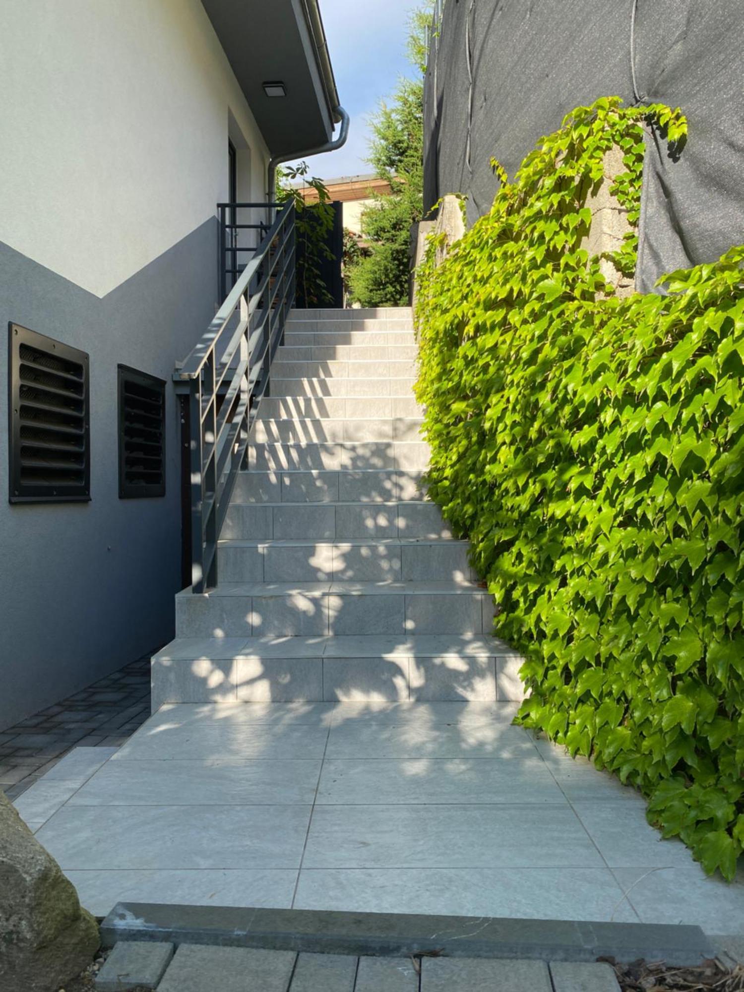 Rosemary Apartment Bratislava Exterior photo